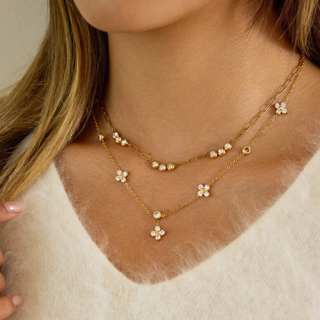 Amora Necklace